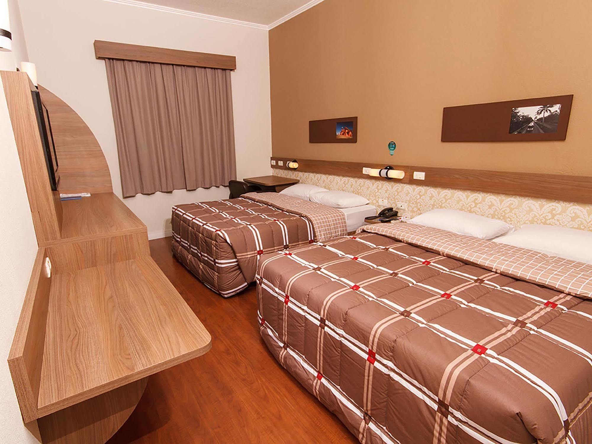 Hotel 10 Joinville Kültér fotó